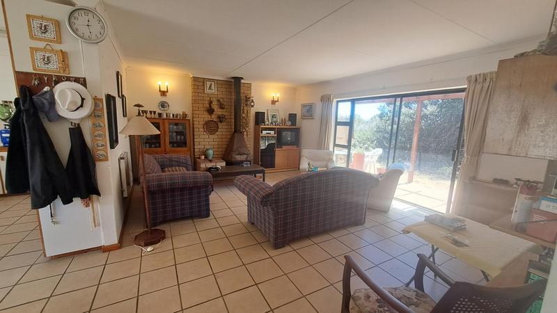 2 Bedroom Property for Sale in Stilbaai Wes Western Cape